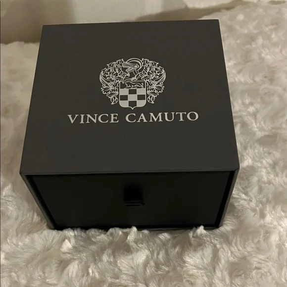 NWT Vince Camuto “Ayla” Silver Watch with White Face - Brand New In Box 2025 - Picture 6 of 7